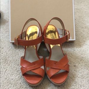 BRAND NEW MICHAEL KORS WEDGE 7